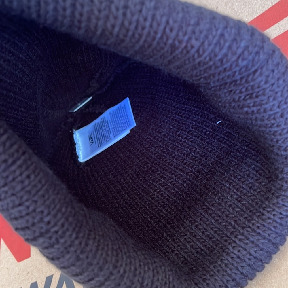 VANS The Original "Of The Wall" Ronan Cuff Beanie WMNS - Picture 5 of 13